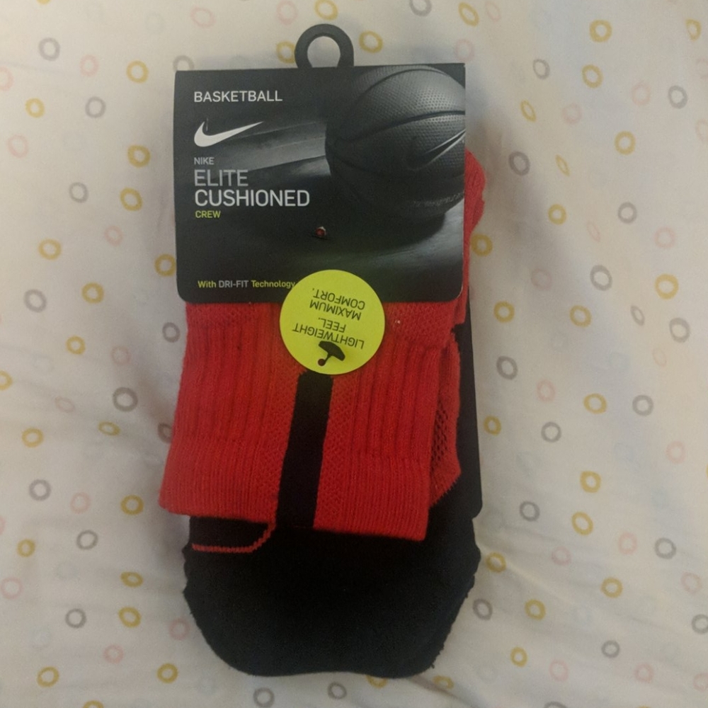 Nike Elite Cushioned Crew Basketball Socks
